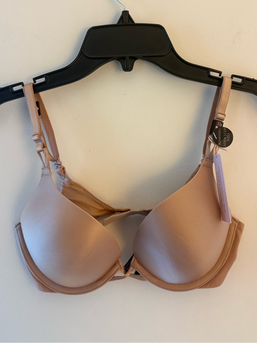 Victoria's Secret Light Nude Padded T-Shirt Bra Size: 32B NWT #Lux-E